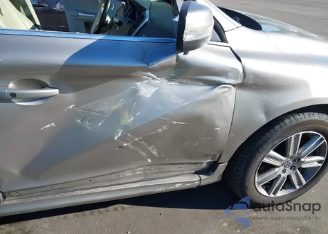 2016 Volvo Xc60 T6 Drive-E из США, поврежденный, VIN YV449MDK7G2783677